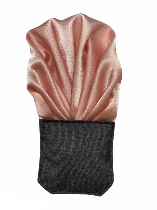 簡単チーフ　ピンク無地