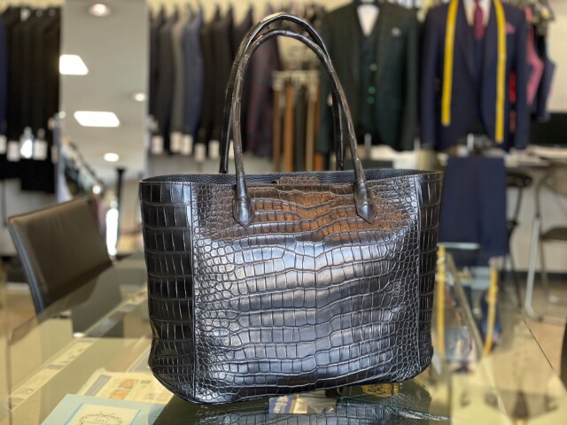 【ポロサス】　クロコダイルトートバック　ブラック