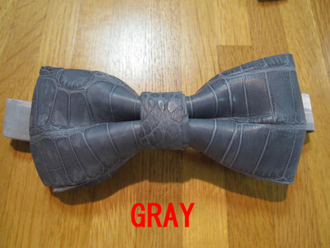 【一時品切中】オーダークロコダイル蝶ネクタイ　ブルージーン