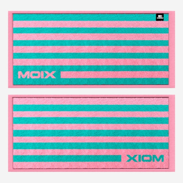 XIOM