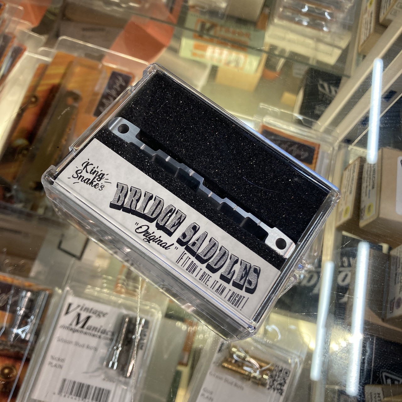 KING SNAKE/Original Alumium Bridge Saddle【お取り寄せ商品】