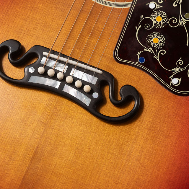 牛骨】Stafford☆黒澤楽器SF-200【弾き易く調整☆新品の弦】 牛