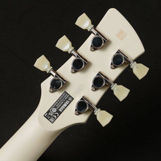 （未使用）YAMAHA Revstar RSE20（ビンテージホワイト） Amazon.com: Yamaha Revstar Element RSE20 VW Electric Guitar