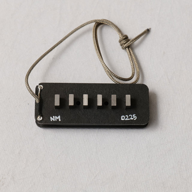 LOLLAR PICKUPS/P-90 Staple Pickup Black Neck【在庫あり】