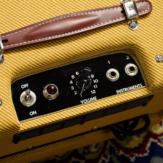 Fender/57 CUSTOM CHAMP (Tweed Lacquer/Hand Wired)【旧価格】【在庫