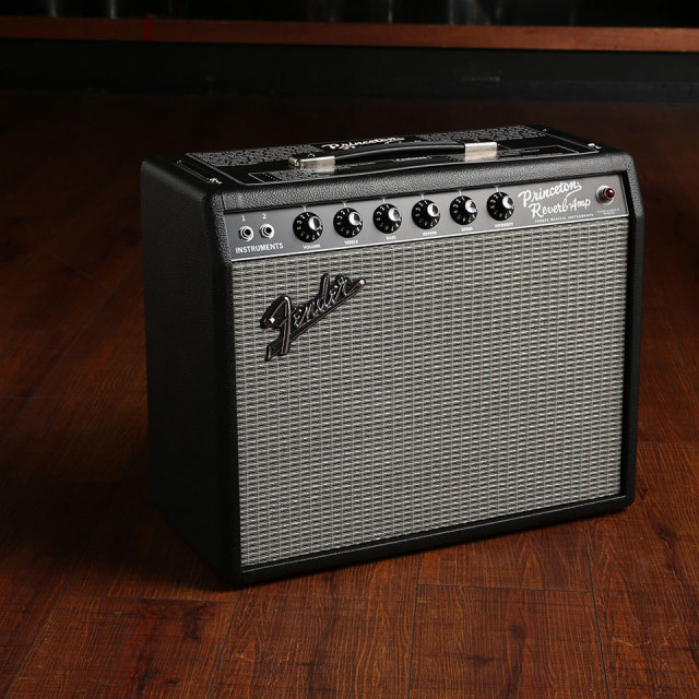 Fender/
