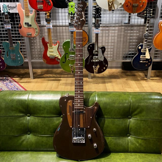 Magneto Guitars/U-ONE Series UT-Wave Classic / UT-2300MKBR (Metallic Brown )【在庫あり】