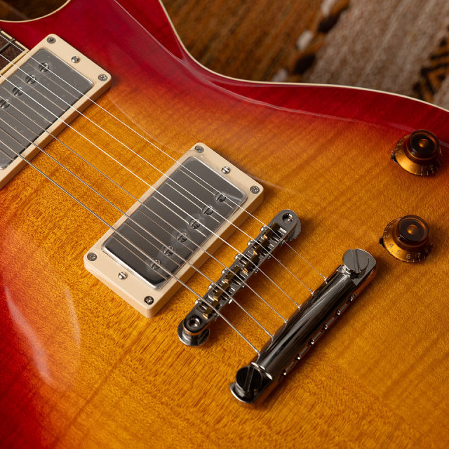 Tokai/LS-301 CS (Cherry Sunburst)【在庫あり】