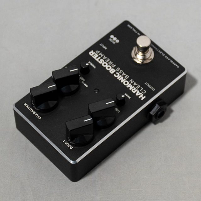 Darkglass Electronics ベース用エフェクター ブースター