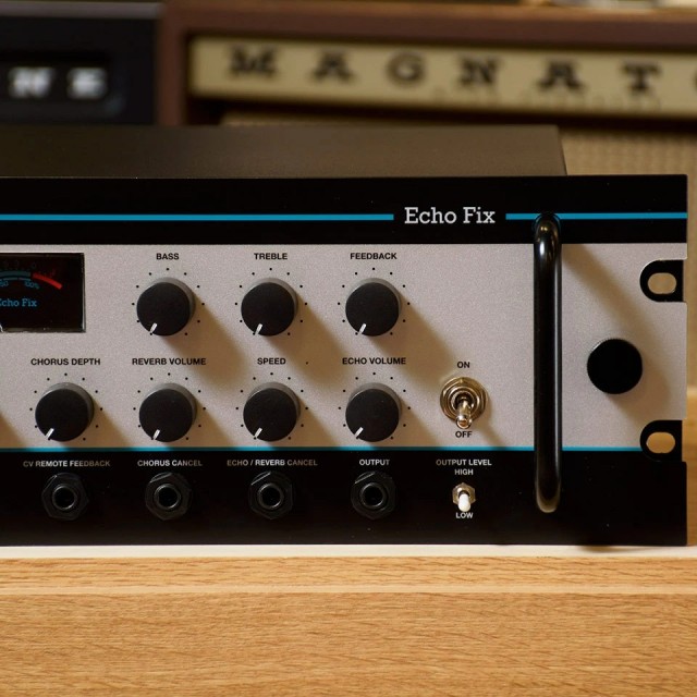 Echo Fix/EFX3R Chorus Echo with BBD Analog Chorus & Spring Reverb