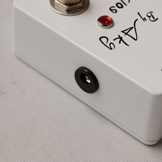 Akg Sound Design/Magnus(BC109C) White【在庫あり】