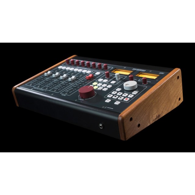 Rupert Neve Designs/5060 Centerpiece Shelford Color