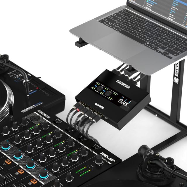 【新品未使用】RELOOP FLUX Serato DJ Pro【開封済み】 RELOOP/Flux