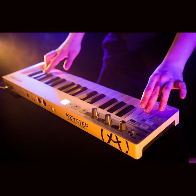 ARTURIA Keystep 32鍵 MIDIキーボード MIDIキーボード 32鍵 アートリア ARTURIA KeyStep キーステップ