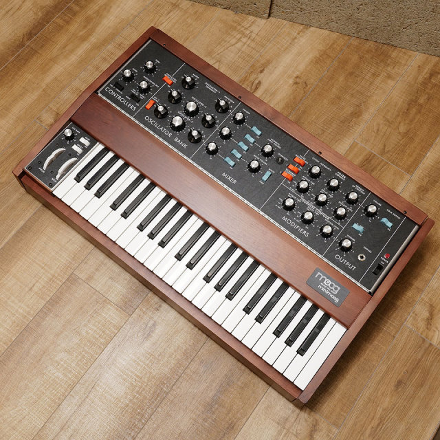 MOOG/MINIMOOG MODEL D REISSUE【中古】【在庫あり】【店頭引き渡し限定】