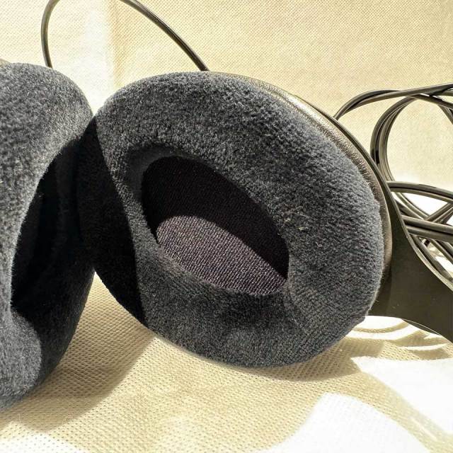 SHURE SRH1840 ヘッドホン　中古品 SHURE SRH1840 プロフェッショナル・ オープンバック