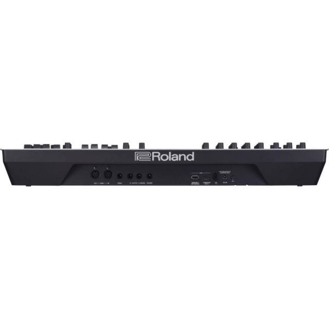 Roland/GAIA-2 SYNTHSIZER