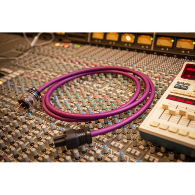 ACOUSTIC REVIVE/POWER STUDIO【在庫あり】【2506R2】