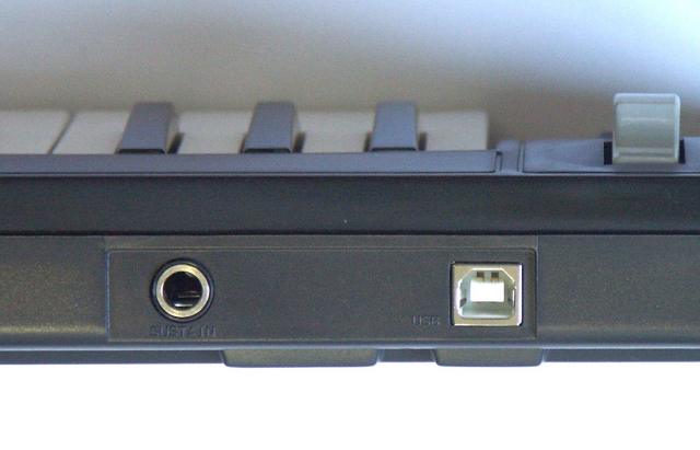 MIDIキーボード 32鍵 miditech i2 mini 32 送料込 Amazon | MIDITECH i2Mini32 ミニ32鍵MIDIキーボード ブラック