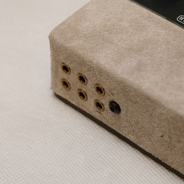 HTJ-WORKS/Valve Crystal 12AX7 Tube Preamp Black Top Beige Suede