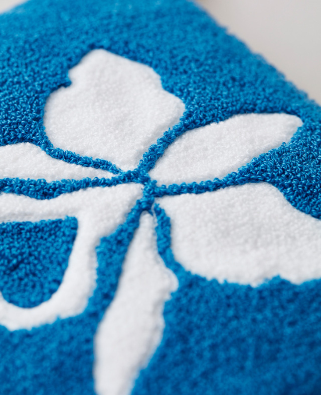 オーキッドポーチ