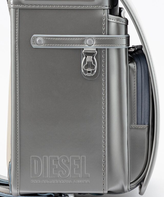 DIESEL(ディーゼル)BISCOTTO ENAMELED PLAQUE (ディーゼル