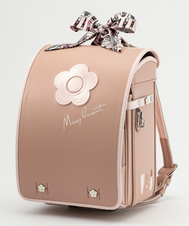 MARY QUANT - ricchi☆☆ MARY QUANT BLACK FLOWER-SHAPED VINTAGE QUARTZ WATCH