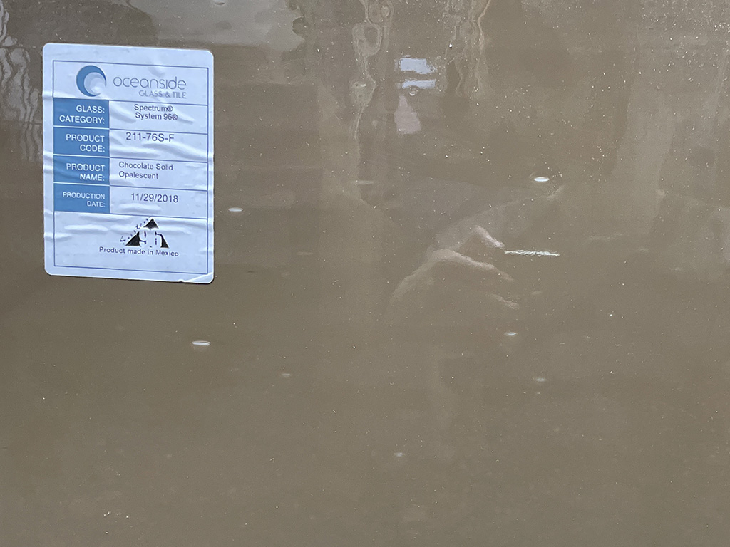 OGTスペクトラム　211-76S-Fチョコレート　膨張係数96(COE96)　