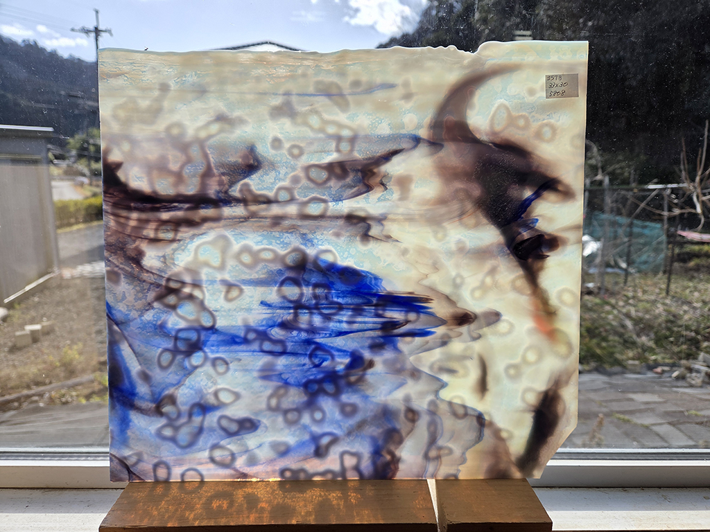 #578 OLDウロボロス ブルー・ホワイト・パープル　サイズ：約330ｘ300ｍｍ