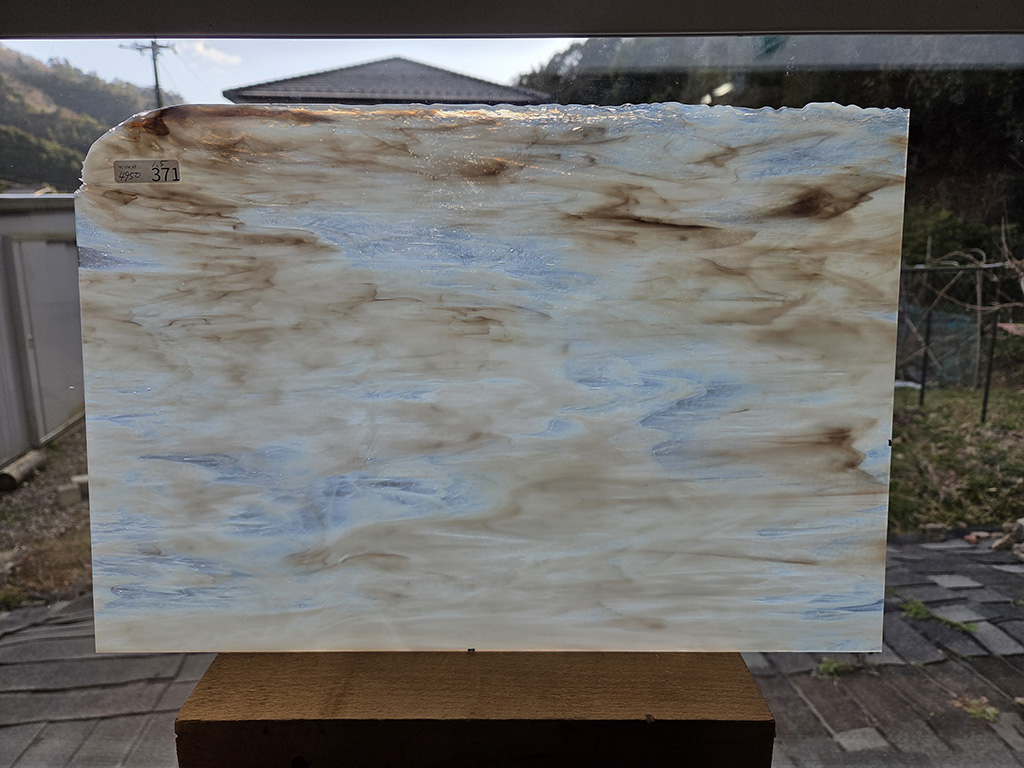 #371 YGアンキャット/ホワイト・ブラウン　サイズ：約450ｘ300ｍｍ