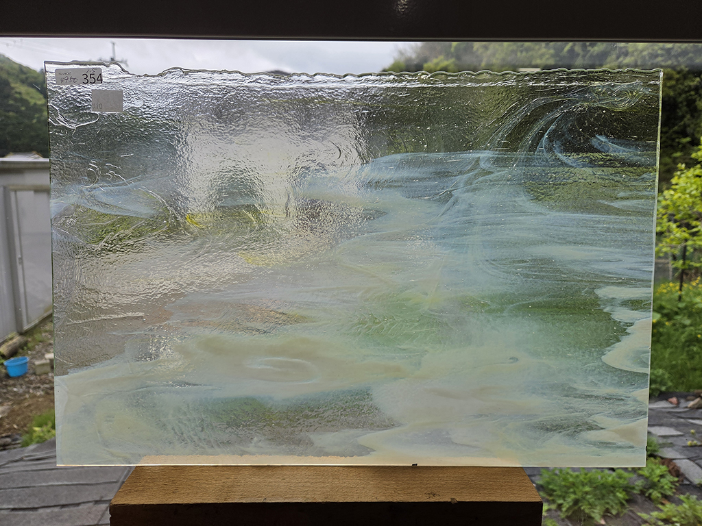 #354 YGアンキャット　クリア・イエロー・ホワイト　サイズ：約450ｘ300ｍｍ