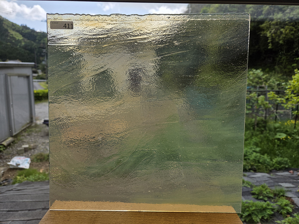 #411 YGアンキャット　シャンパン（アンバー）　サイズ：約300ｘ300ｍｍ