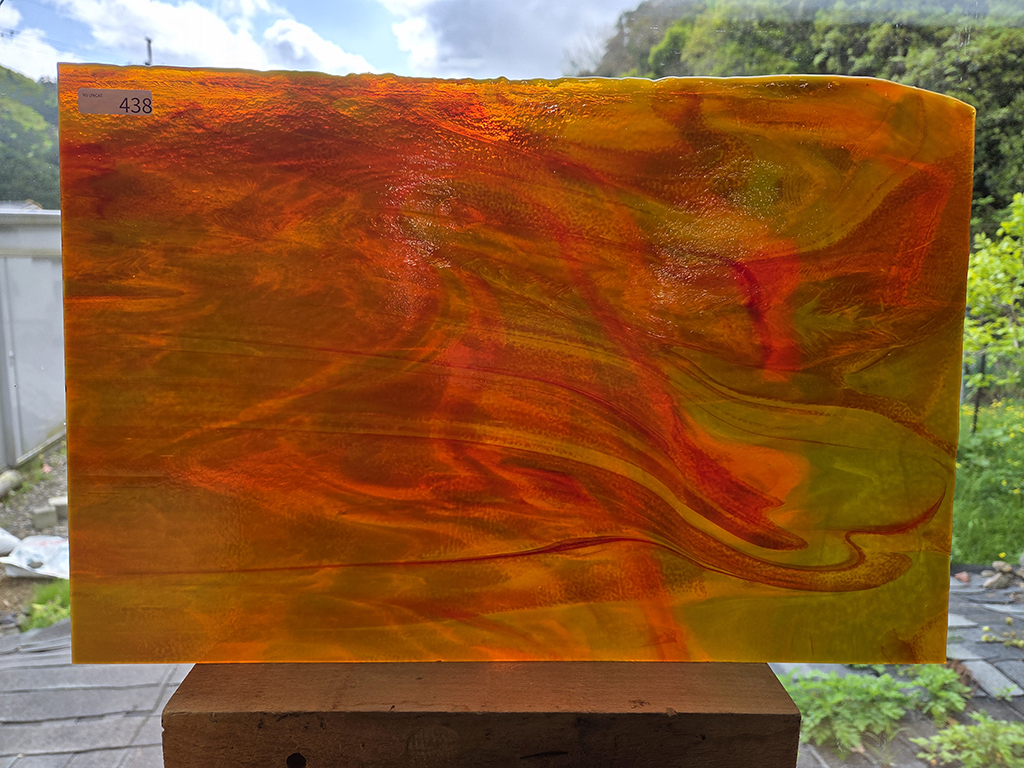 #438 YGアンキャット　オレンジ・グリーン　サイズ：約450ｘ300ｍｍ