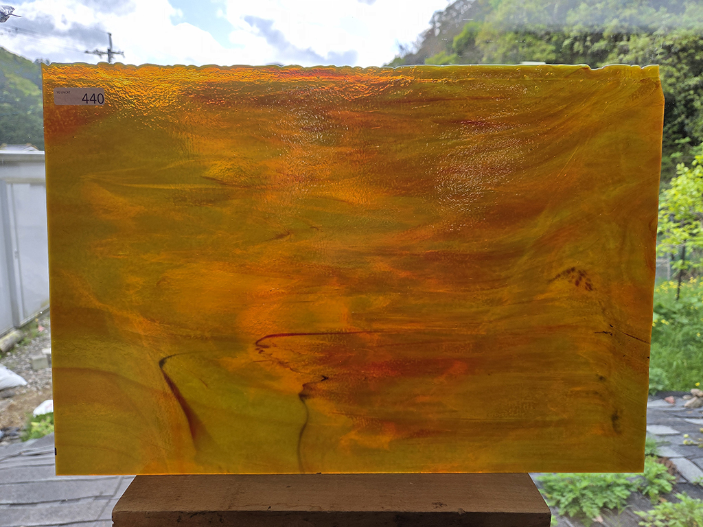 #440 YGアンキャット　オレンジ・グリーン　サイズ：約450ｘ300ｍｍ