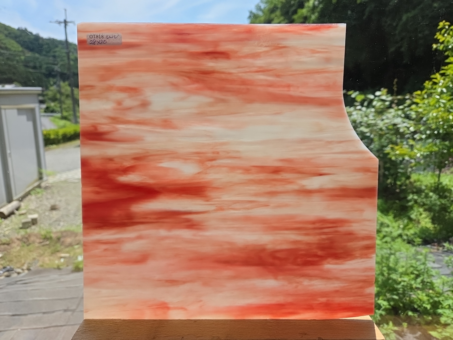 #818【OUTLET】ウィズマーク　ホワイト・レッド　サイズ：約280ｘ300ｍｍ