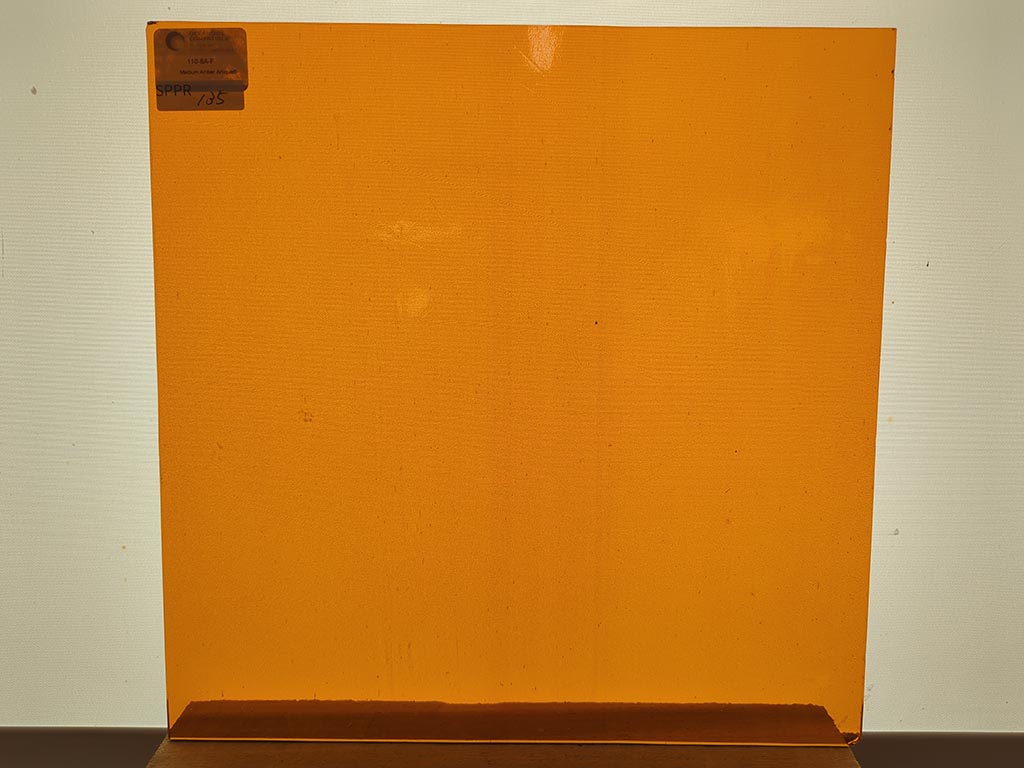 OGTスペクトラム　110-8A-F(96)　ミディアムアンバーアーテック　膨張係数96(COE96) RP