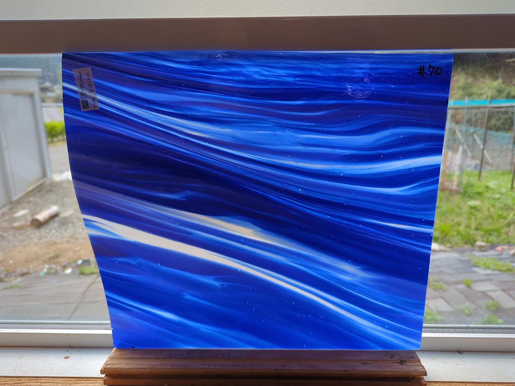 #70 フィッシャー/ブルー・ホワイト  サイズ：約360ｘ310ｍｍ