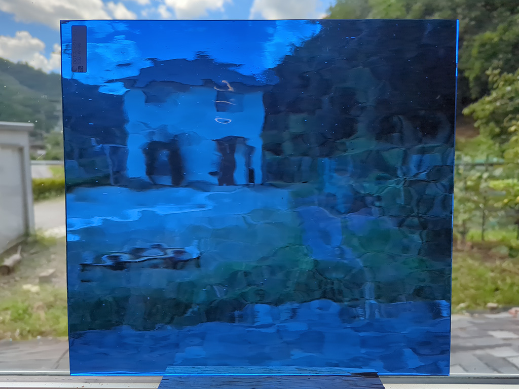 OGTスペクトラム　132W-F　ライトブルー ウォーター　膨張係数96(COE96)