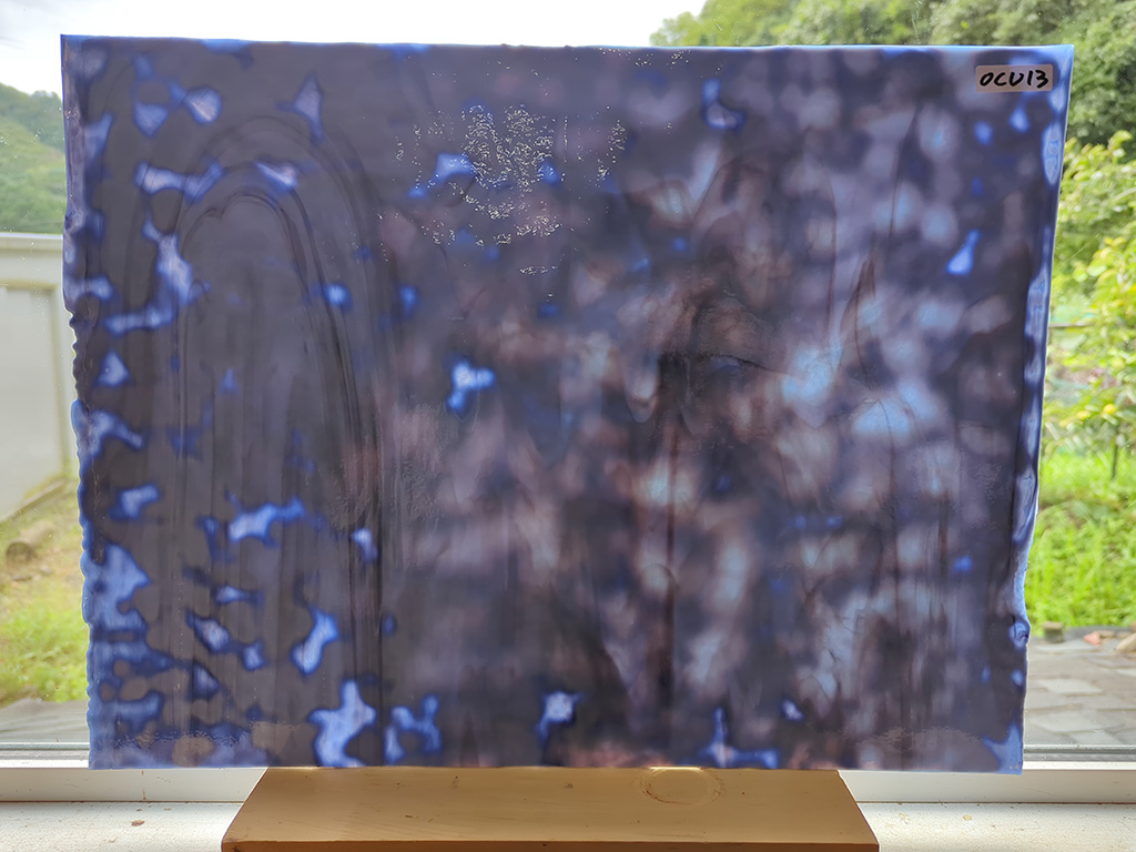 ＃13　オセアナアンキャット ブルーパープル　サイズ：約470ｘ350ｍｍ