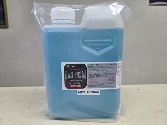 タイトリ　パティーナ　ブラック・スペシャル　1000ml