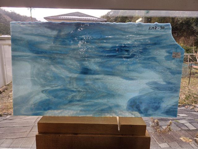 #535 ブルズアイ2108/ブルー 膨張係数90(COE90) サイズ：約480ｘ260ｍｍ