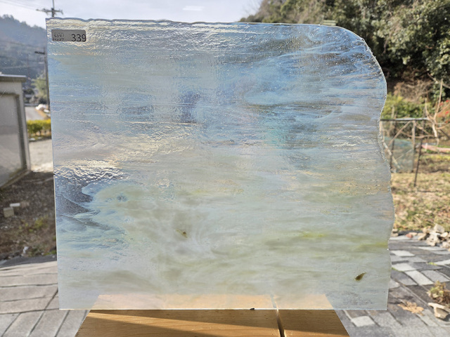 #339 YGアンキャット ペールイエロー・ホワイト　サイズ：約320ｘ370ｍｍ