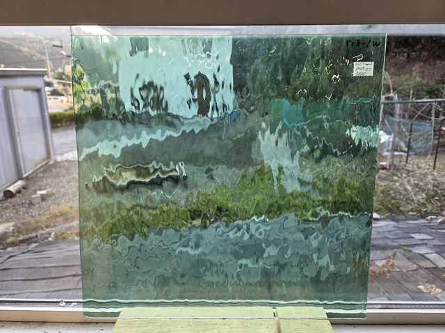 #617 スペクトラム528-1W シーグリーンウォーター　サイズ：約370ｘ370ｍｍ