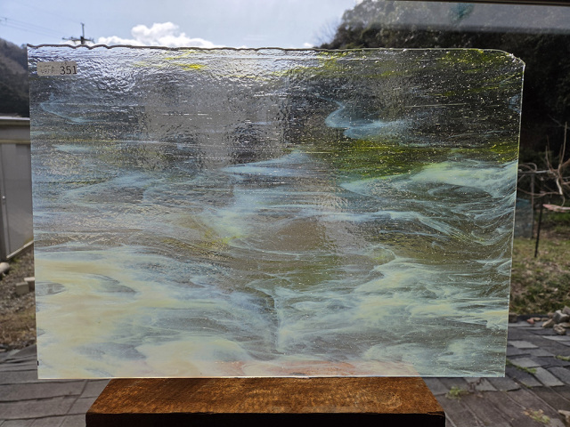 #351 YGアンキャット　クリア・イエロー・ホワイト　サイズ：約450ｘ300ｍｍ