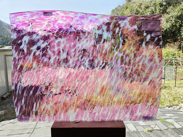 ＃990 フリモントグラス P2-342SF　1/4カット可