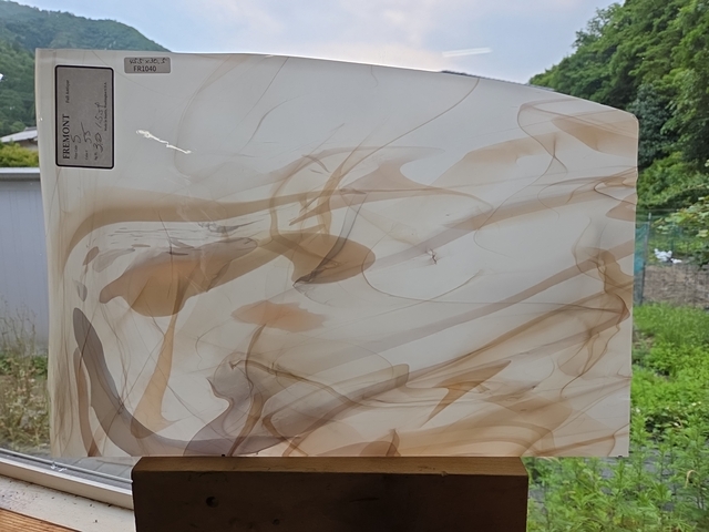 ＃1040 フリモントグラス S1-55　ハーフサイズ：約455ｘ305ｍｍ
