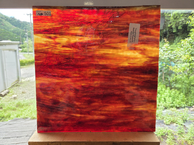 #501 YGアンキャット/レッド・アンバーストリーキー　サイズ：約300ｘ300ｍｍ