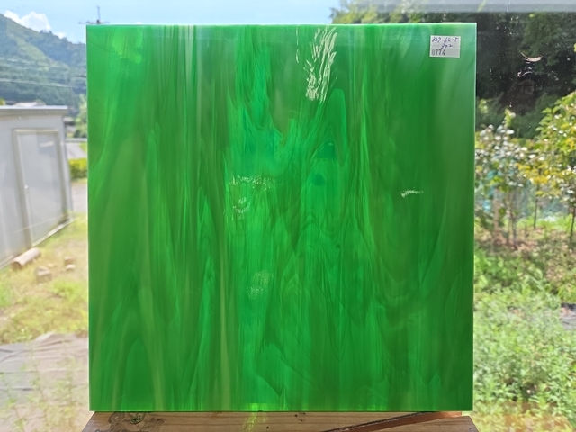 #774 スペクトラム327-6S / ダークグリーンホワイトウィスピー　サイズ：約300ｘ300ｍｍ