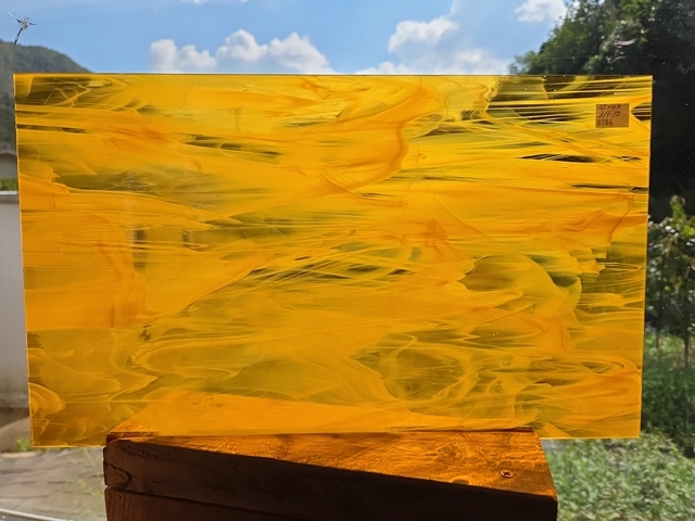 #786 スペクトラム319-1S ライトアンバーホワイトウィスピー　サイズ：約250ｘ430ｍｍ