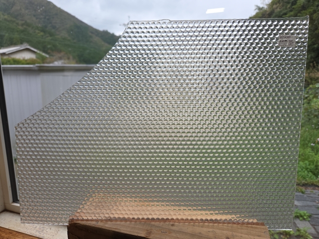 #837 OLDウロボロス 81-00-90 ガラス厚2ｍｍ(90COE) クリアラディウム　サイズ：約370ｘ300ｍｍ